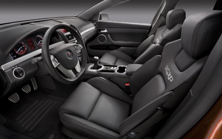  Pontiac G8 GXP 2009 года  (фото 14 из 79)